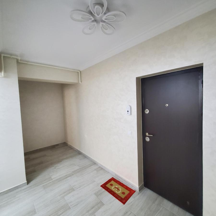 Luxury Apartament Bacovia Бакеу Екстер'єр фото