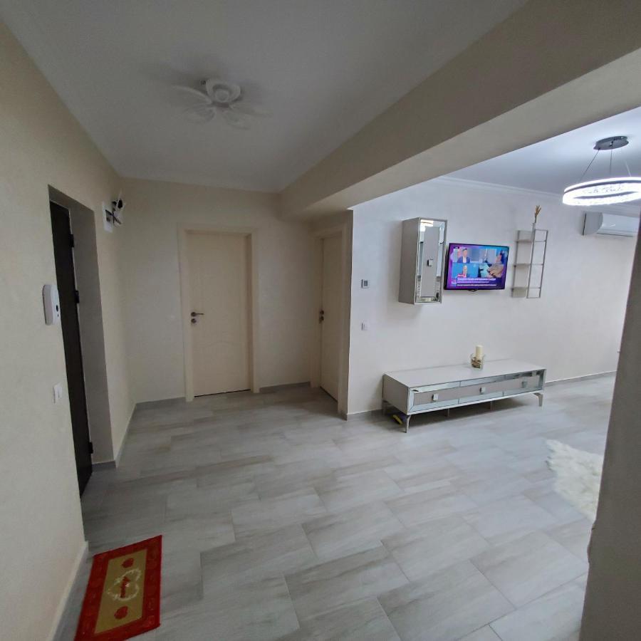 Luxury Apartament Bacovia Бакеу Екстер'єр фото