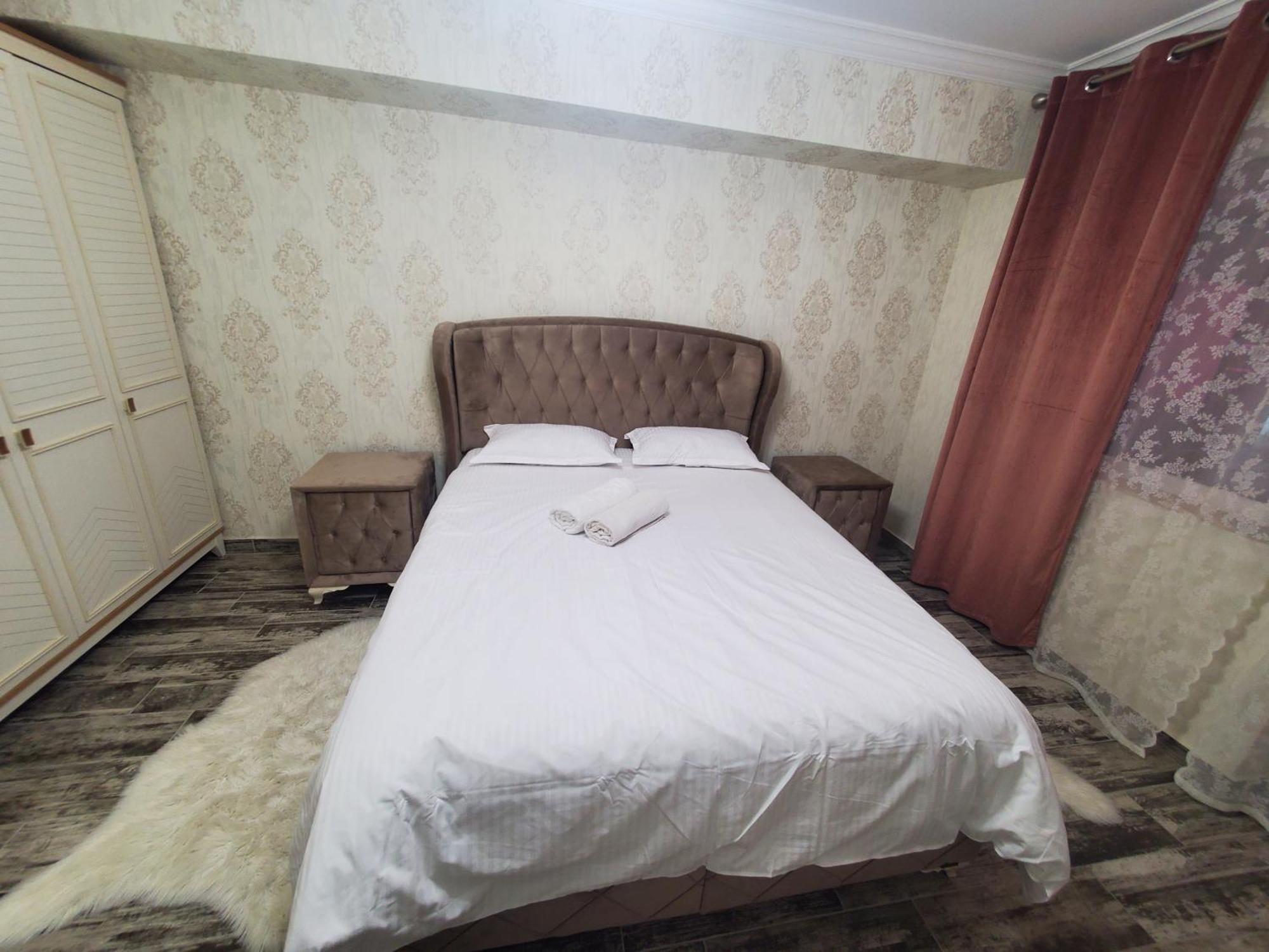 Luxury Apartament Bacovia Бакеу Екстер'єр фото